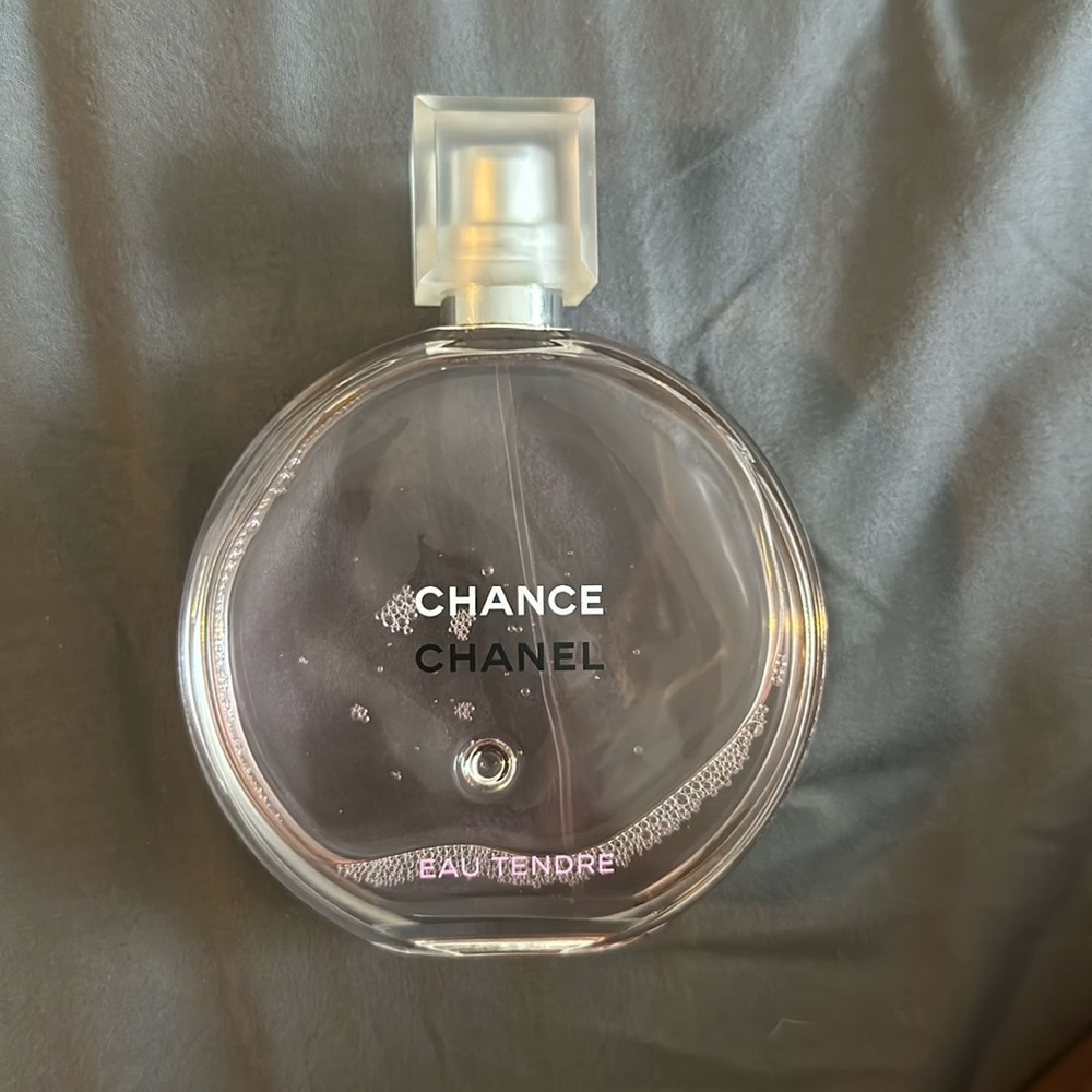 Chanel Toilette